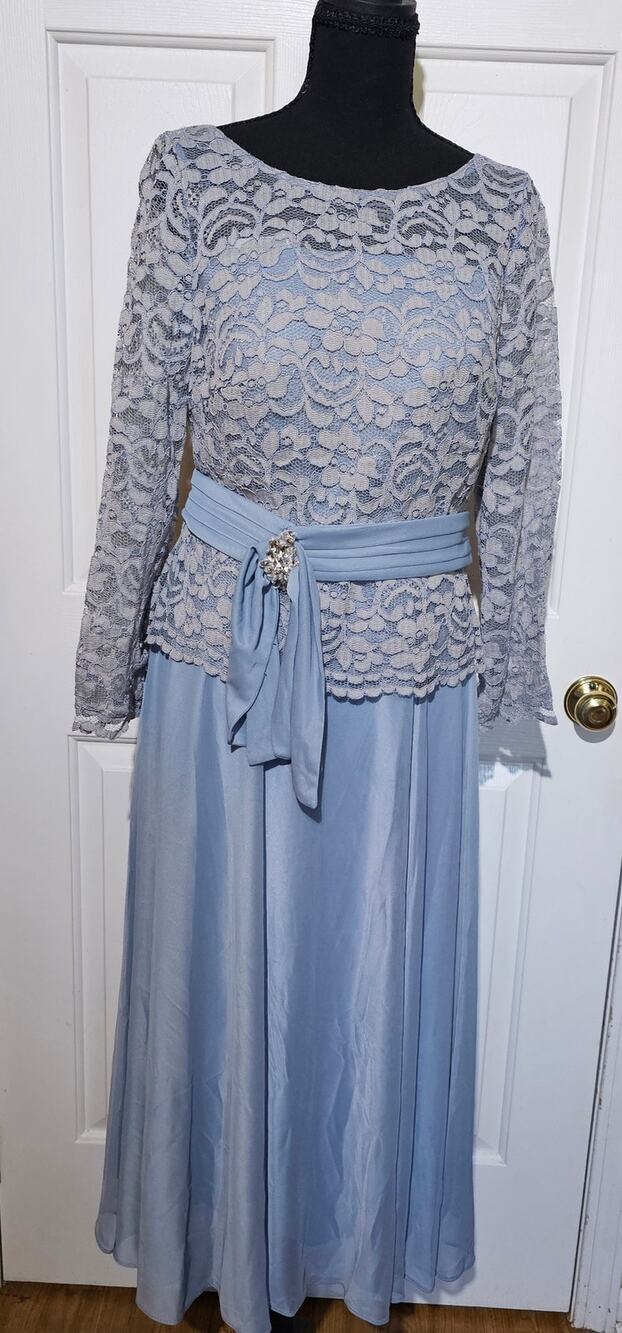 Azazie A10 Dusty Blue Lace Long Sleeve Chiffon Formal Gown Dress Unaltered.